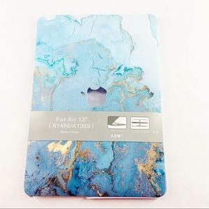MacBook Air 13” Hard Cover Blue Marble